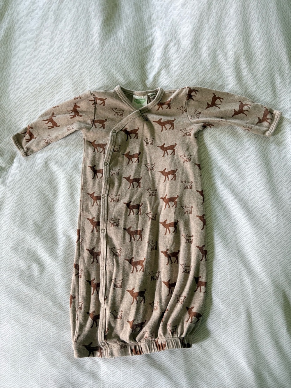 Parade OrganicsNeutral Brown Deer Print Baby Gown